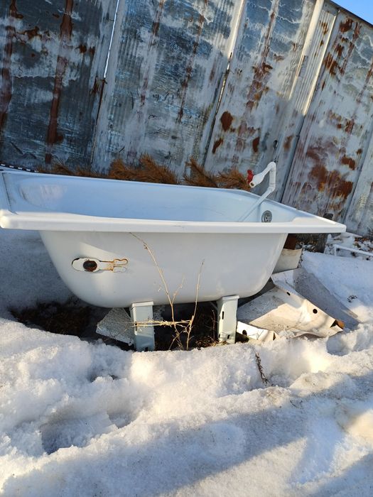 Ванна в хорошем состоянии