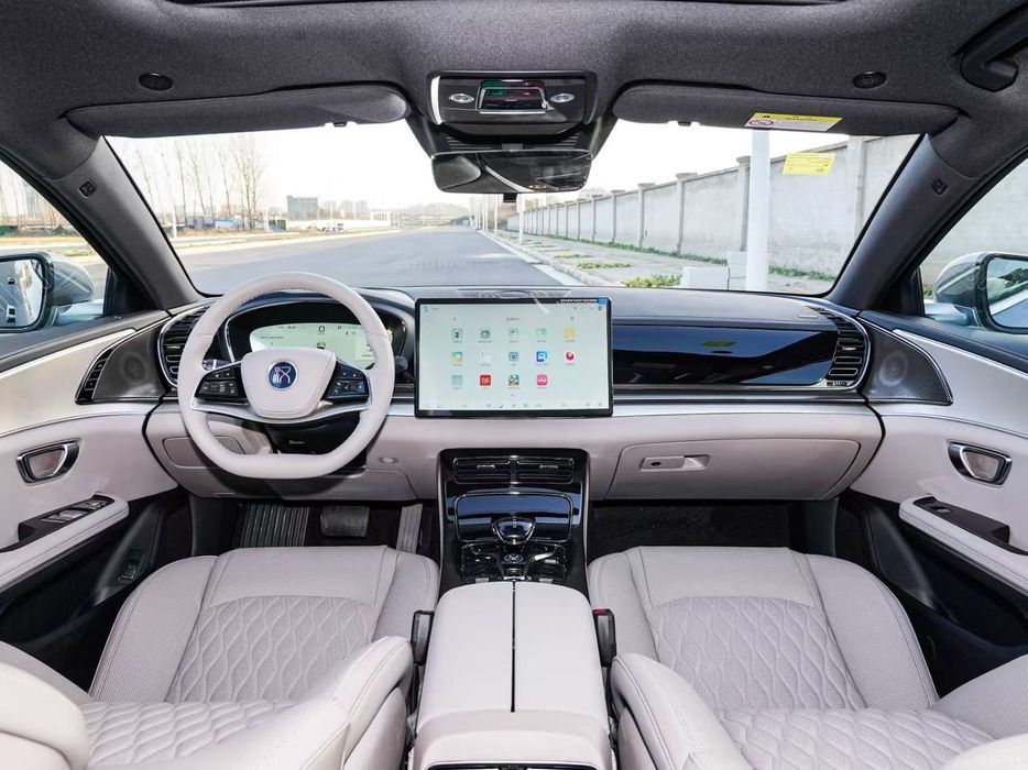 BYD Han EV 2025, 506km электричка 
Комплектация: 506
