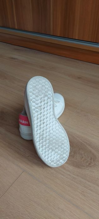 Adidași fete marimea 32