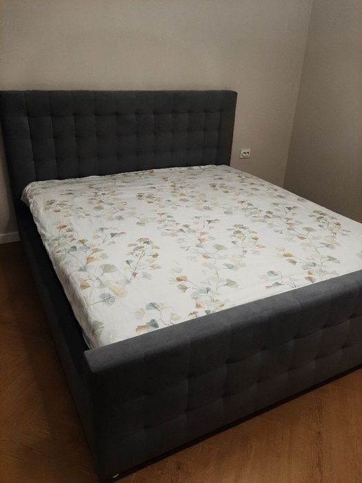 Продам кровать 2 на 2