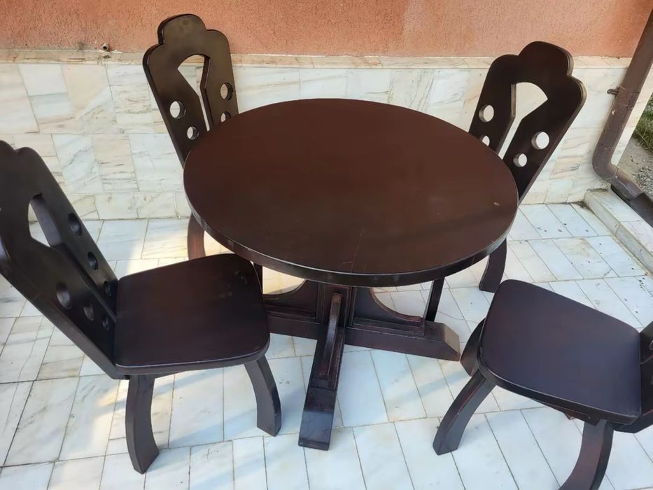 Set de masa cu scaune