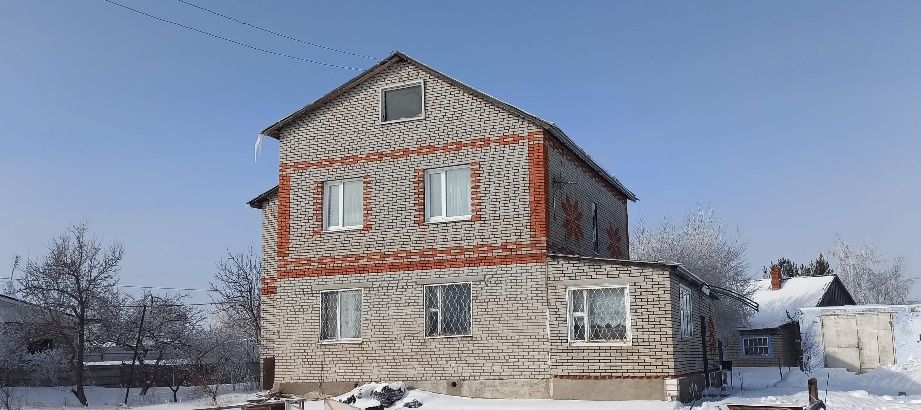 Дом , гараж, сарай, огород, сад