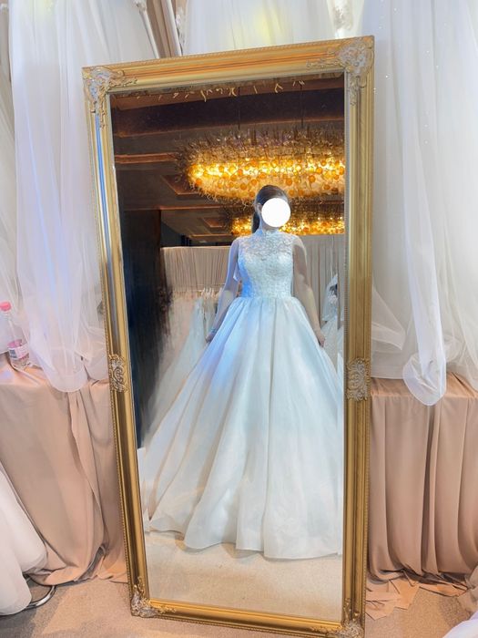 Rochie de mireasă tip prințesă + voal + cerc