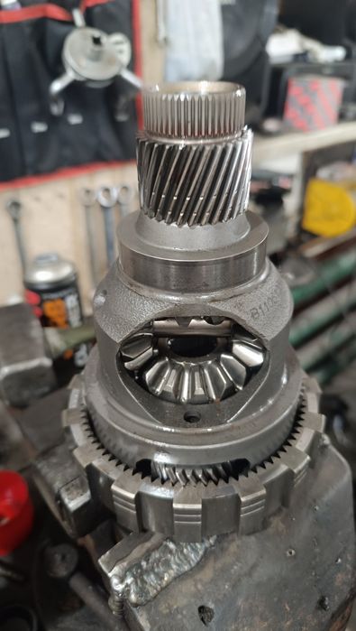 Продам редуктор,