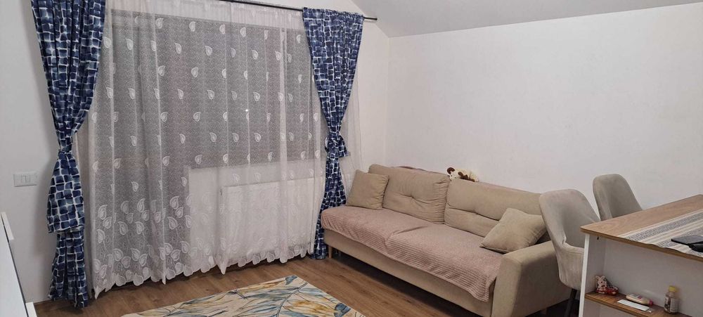 Vând apartament 4 camere 85 mp 2 bai decomandat centrala termica in condensare ariston
