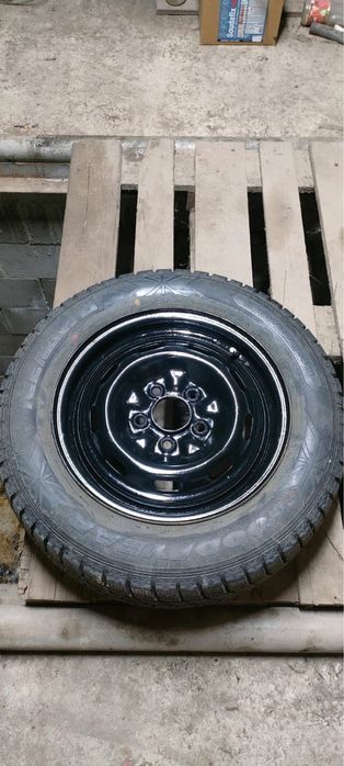 Диск с шиной R 15 размер