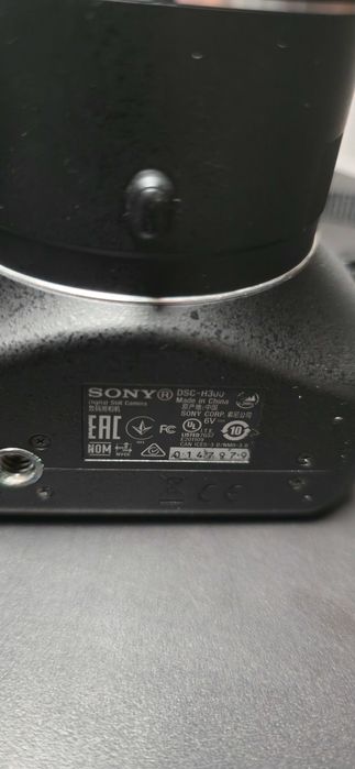 Фотоапарат Sony DSC-H300