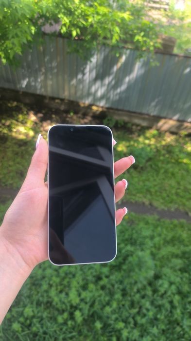 iPhone 13 продам