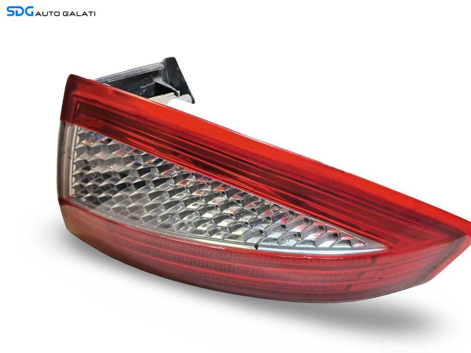 Stop Lampa Tripla Dreapta Ford Mondeo 4 MK4 2007 - 2010 Cod 7S71-13404-A [LS0959]