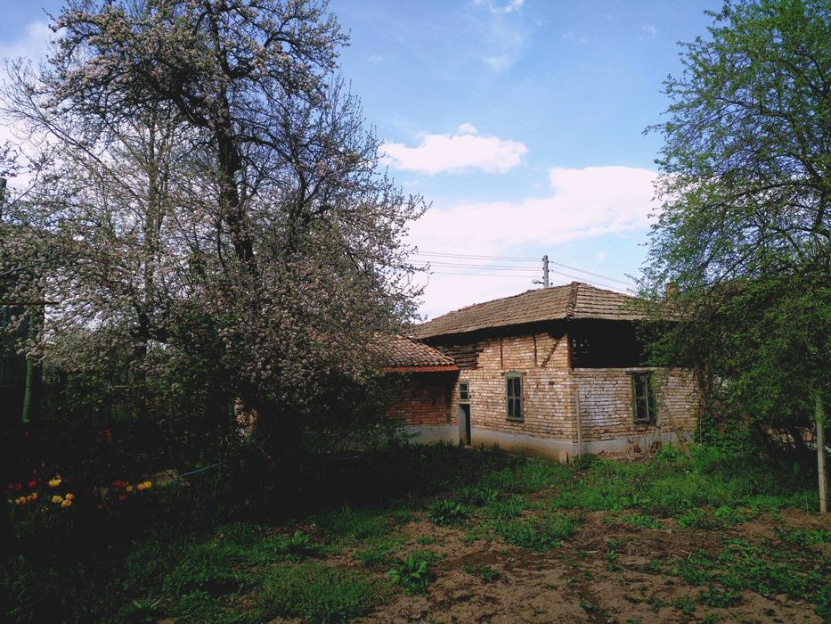 Продава се Къща в с. Славяново, Област Търговище - 100 кв.м за 128 €/кв.м - Снимка #3