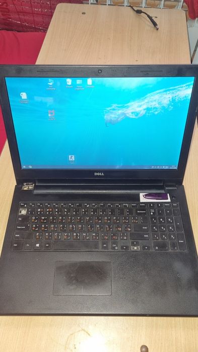 Dell noutbuk sotiladi 15,6 ekran