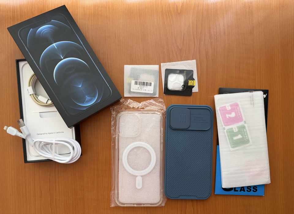 Аксесоари за Iphone 12 Pro Max