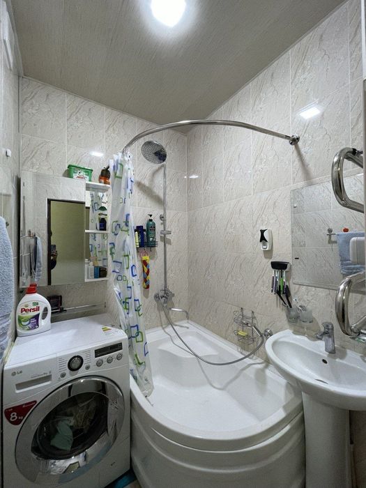 Choshtepada 3 xona sotiladi srochni 68000 ming