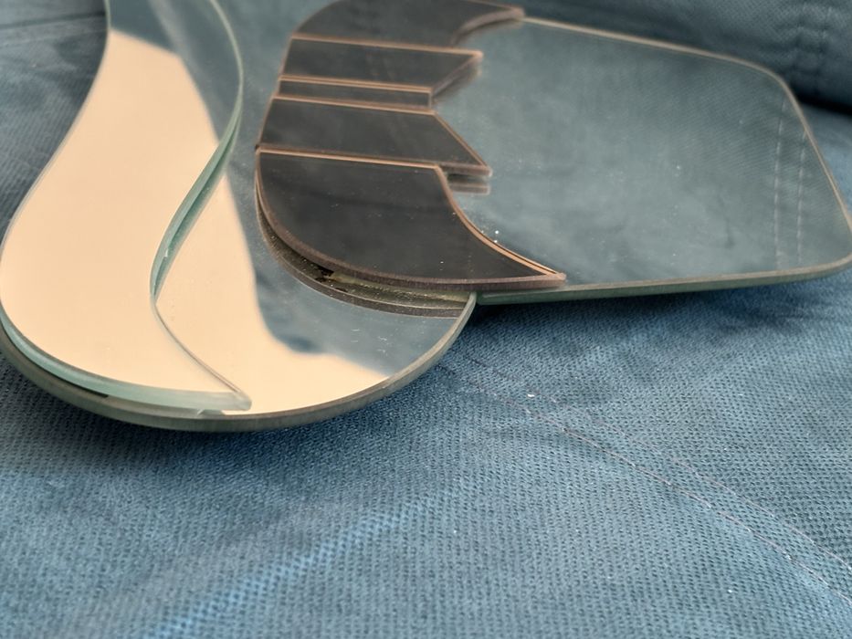 3D Огледало за стена - шапка