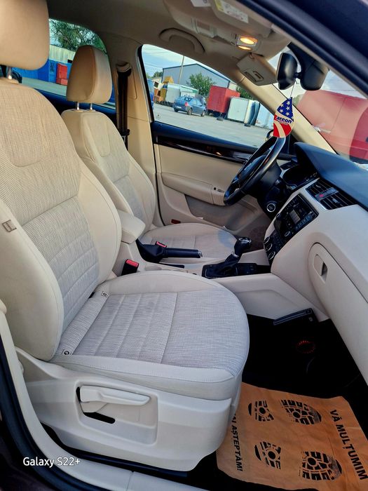 Skoda Octavia Business 2.0 Tdi/Bi-Xenon/DSG/Led/Distronic/Keyless