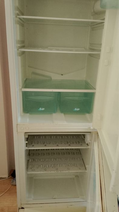 Продам холодильник