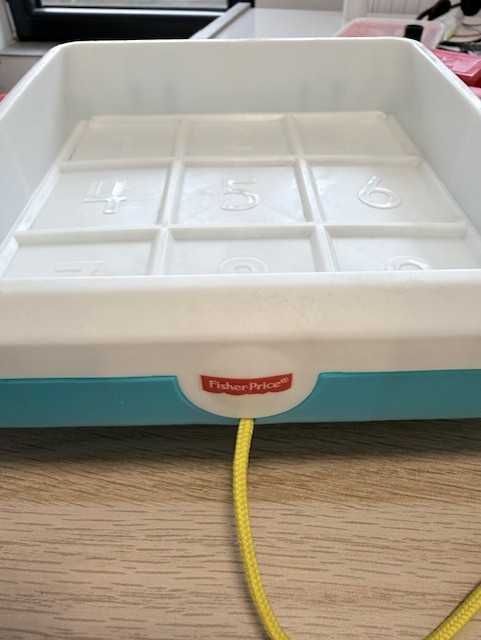 Jucarie de tras FisherPrice  cu cuburi, varsta 18 luni +