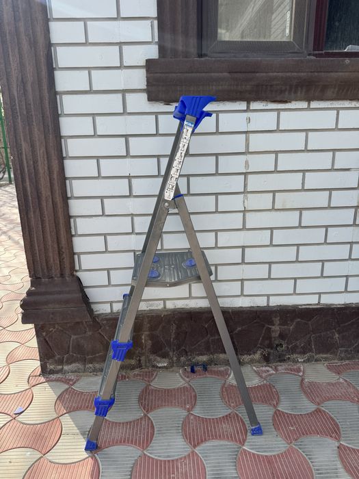 Продам лестницу 3 штука