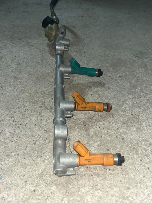 Продам оригинальные форсунки DENSO (3 шт.)