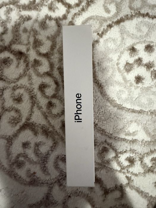 iPhone 15 новый, запечатанный, срочно