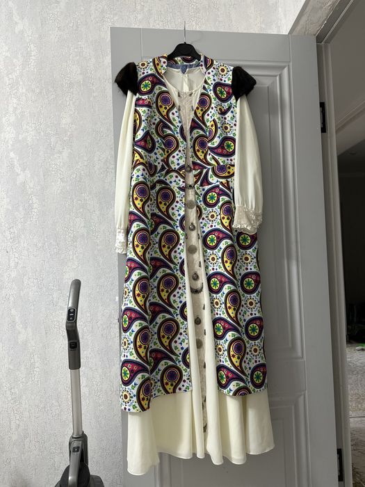 Көйлек камзол сатылады