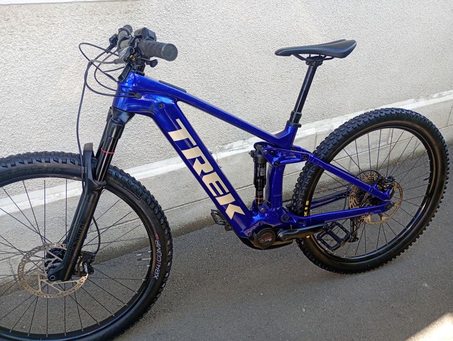 Bicicleta carbon electrica Trek Smart 750 wh