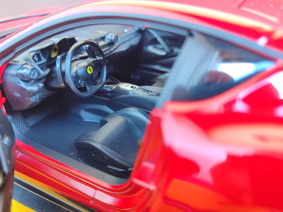 Machetă Ferrari 812  Scara 1:18