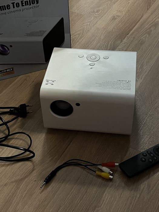 Проектор TouYinger H5
