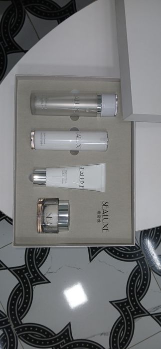 SEALUXE cosmetic nabor