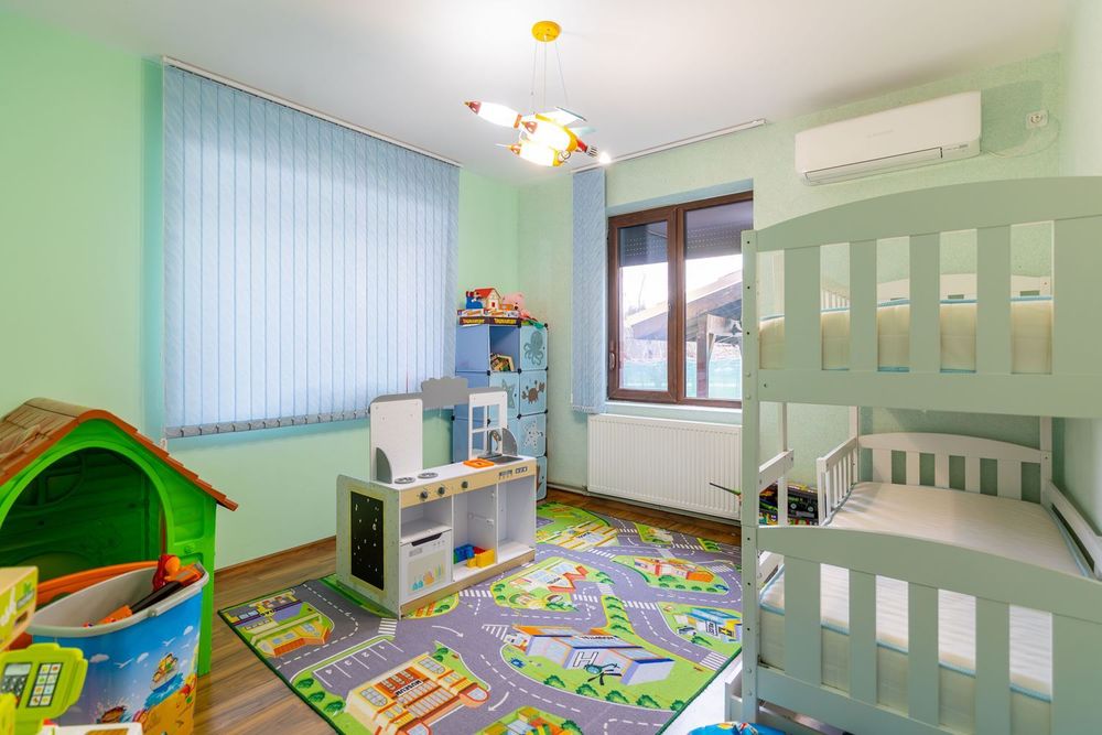Къща в Плевен, област-с.Ясен площ 224 цена 258000