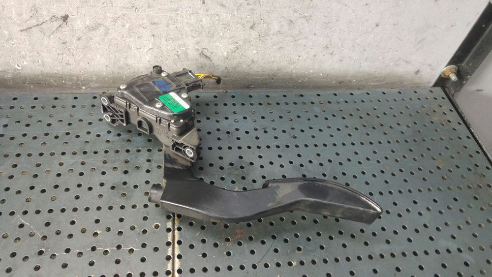 Pedala acceleratie audi a4 b7 8e 6pv00837505 8e1721523c