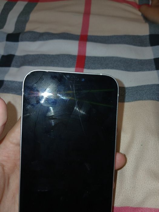 Срочно Iphone 12 белый сост идеал