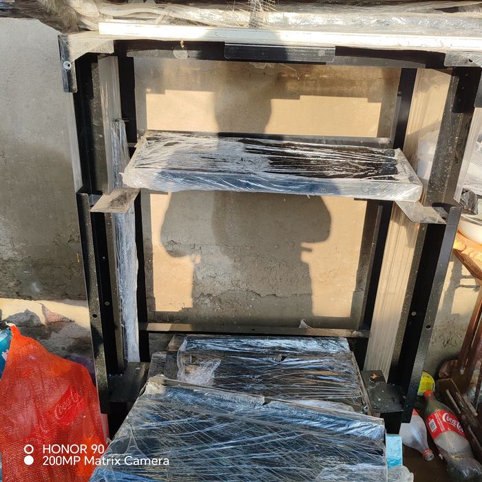 Металлический 3х этажный паллета