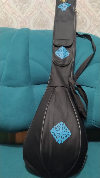 Домбыра сатылады