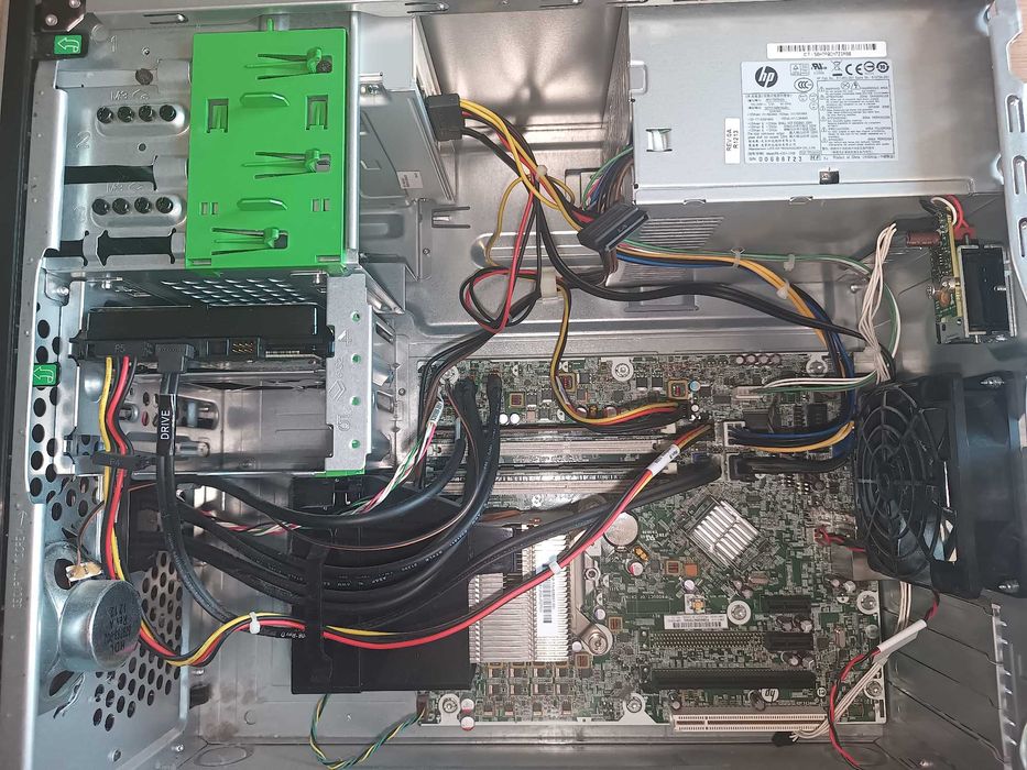 Intel i5-2400 4x3.1GHz, 2x4GB DDR3, 500GB HDD