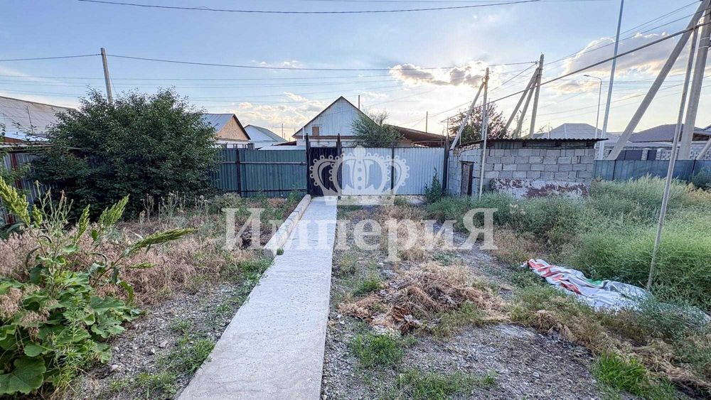 Продам  4 ком  уютный Людмила Империя
