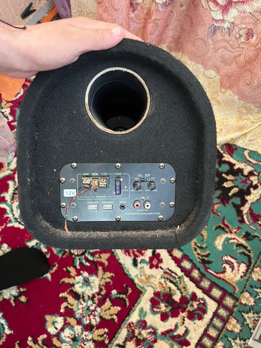 Сабвуфер маленький