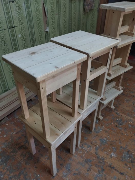 Табуретки чистое дерево