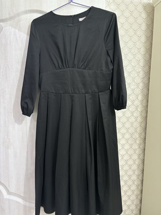 Продам платье 800т