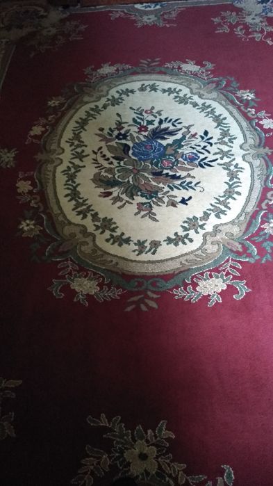 Продам шерстяной ковер.