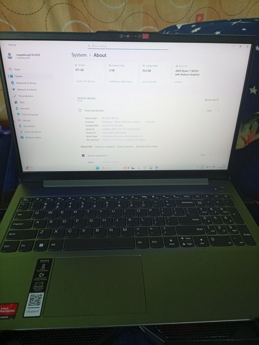 Laptop Lenovo slim 3
