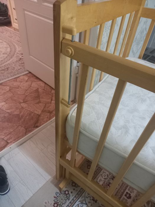 Манеж отличном состояние.Матрас ортопедический