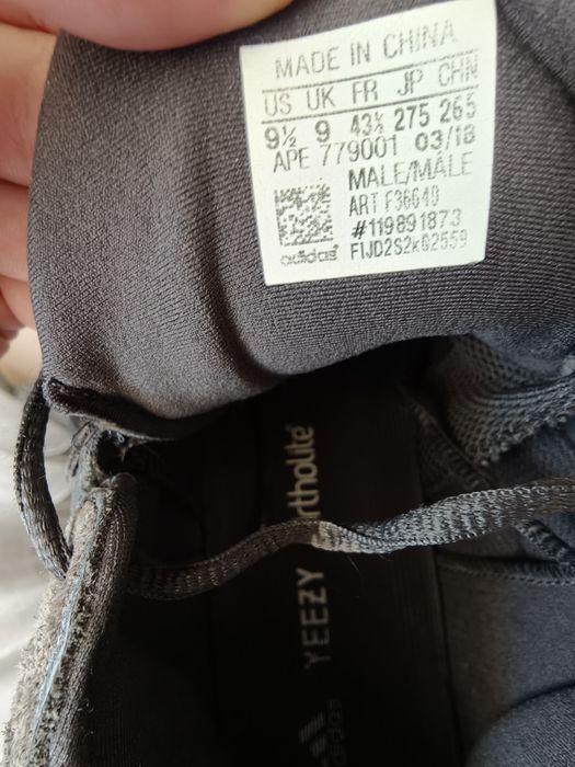 Adidas Yeezy 500 utility black F36640 boost
YEEZY 500 'Bone White'