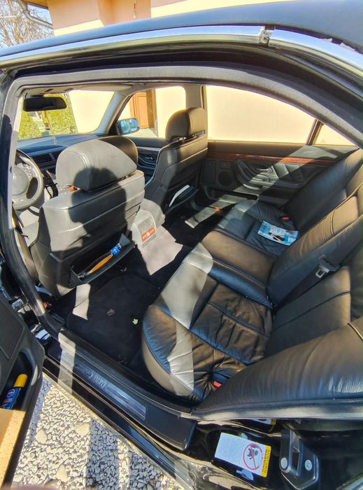 Vând BMW seria 735 I