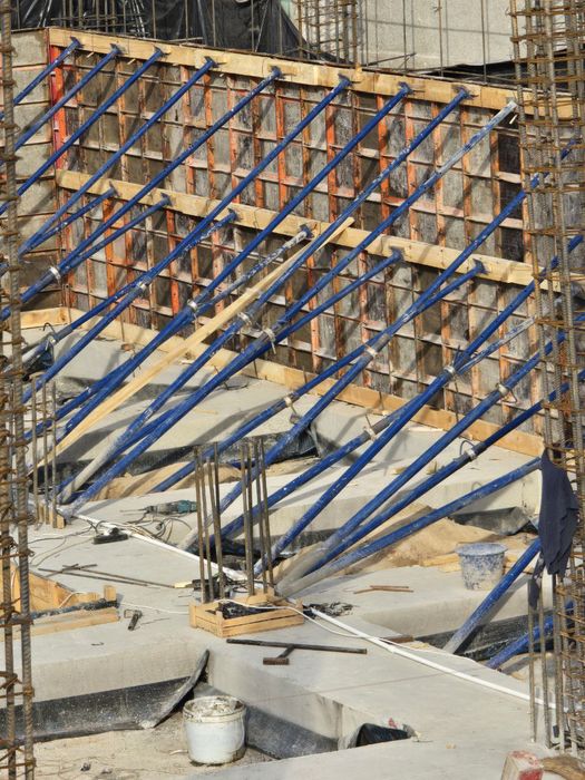 Аренда опалубки,стойки,финские фери...