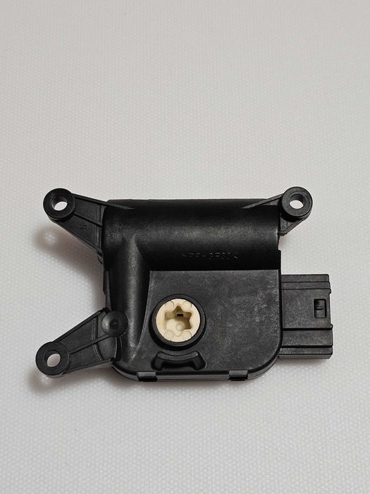 Motoraș, actuator, servomotoraș climă VW Passat B6, B7, Golf V, Touran