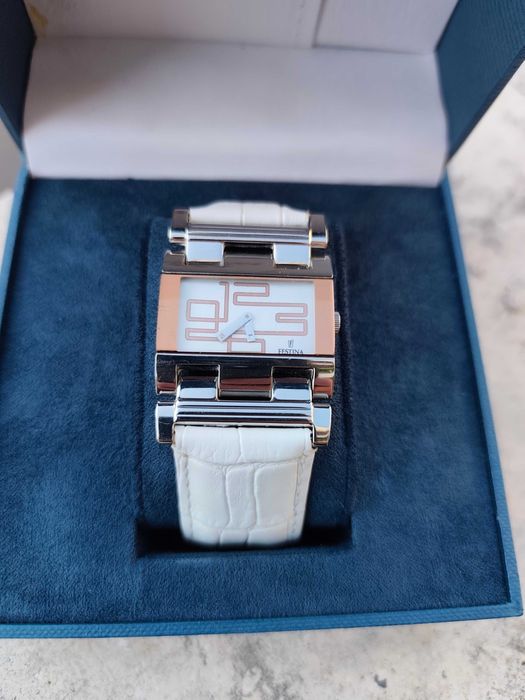 Дамски часовник Festina