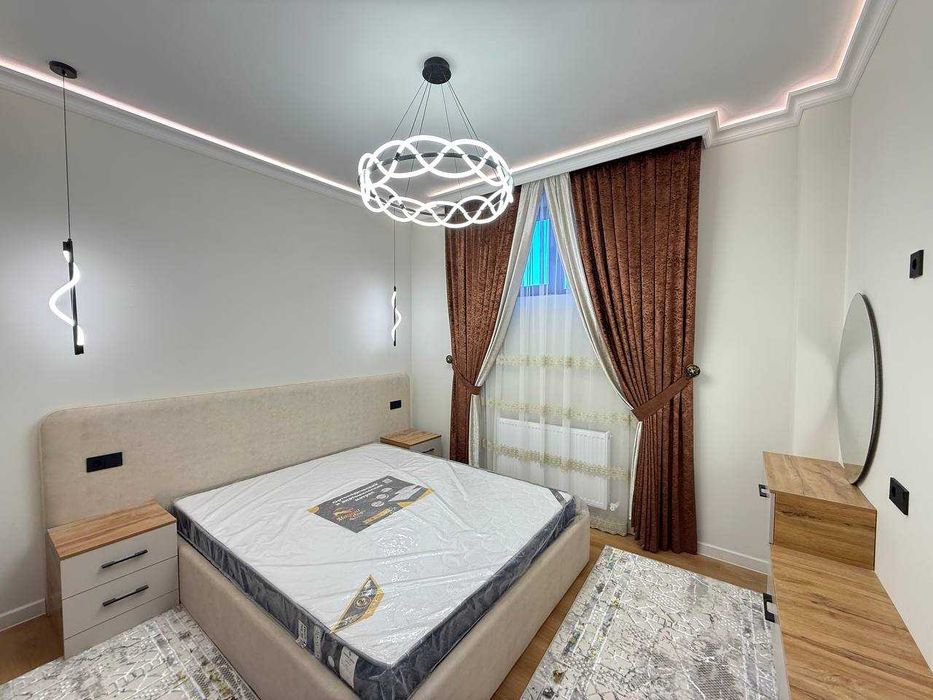 3х комнатная квартира на 10 этаже 90кв/м, в Самарканде