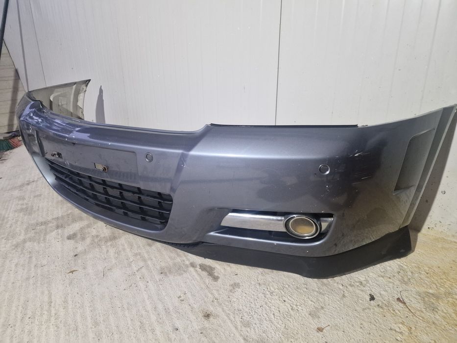 Bara fata Opel Signum cu senzori parcare