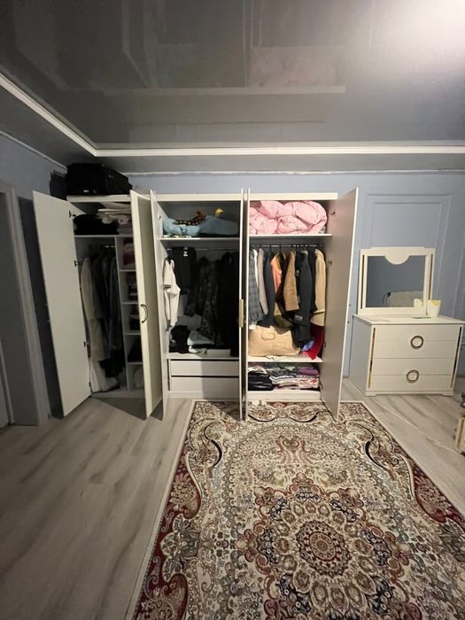 Спальный гарнитур